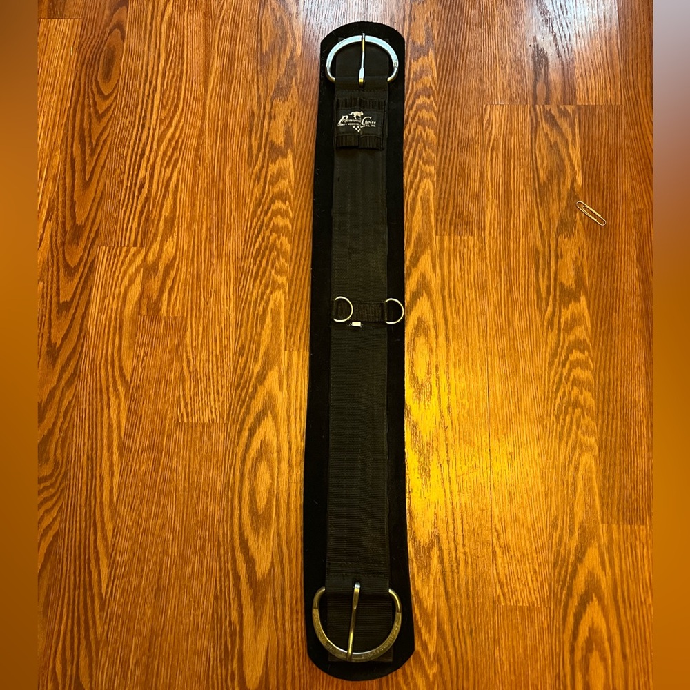 Professional's Choice Black Horse western cinch 32”